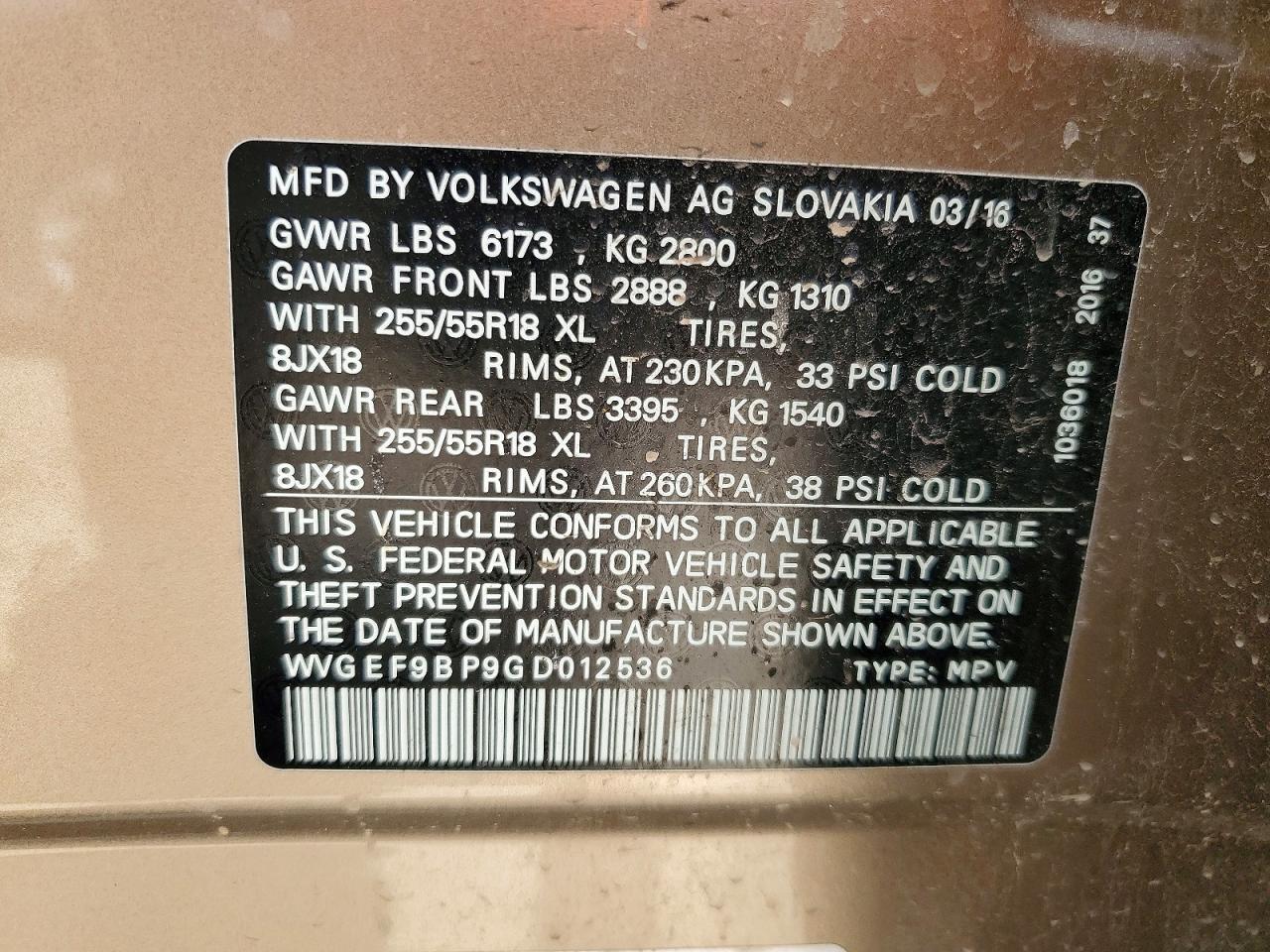 2016 Volkswagen Touareg Sport - zdjęcie 12