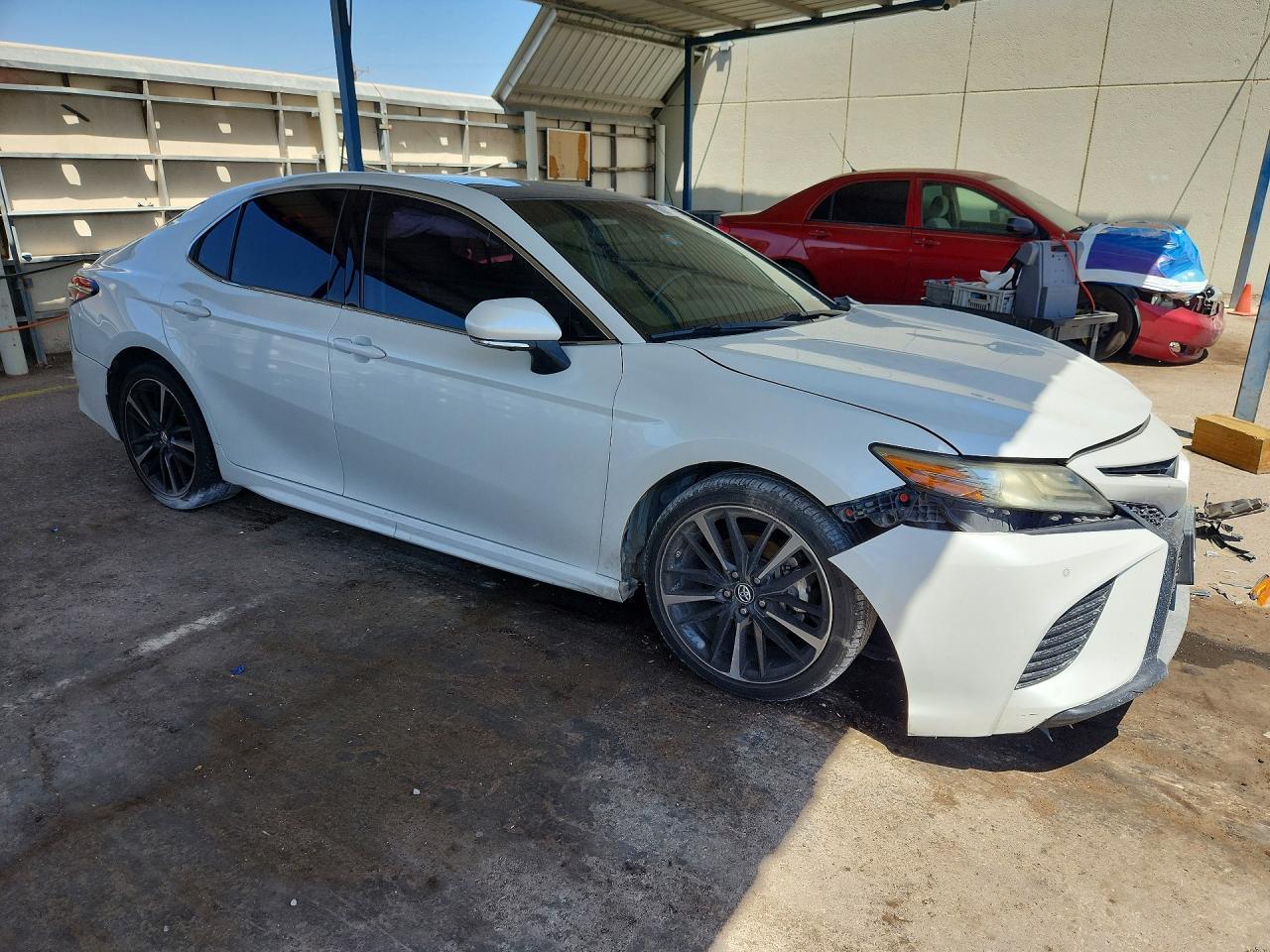 2018 Toyota Camry Xse - zdjęcie 4
