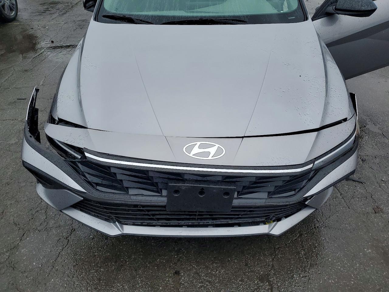 2025 Hyundai Elantra Sel Sport - zdjęcie 11