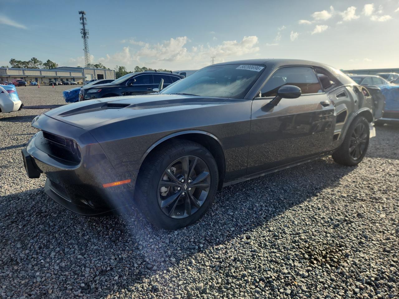 2022 Dodge Challenger Sxt - zdjęcie główne