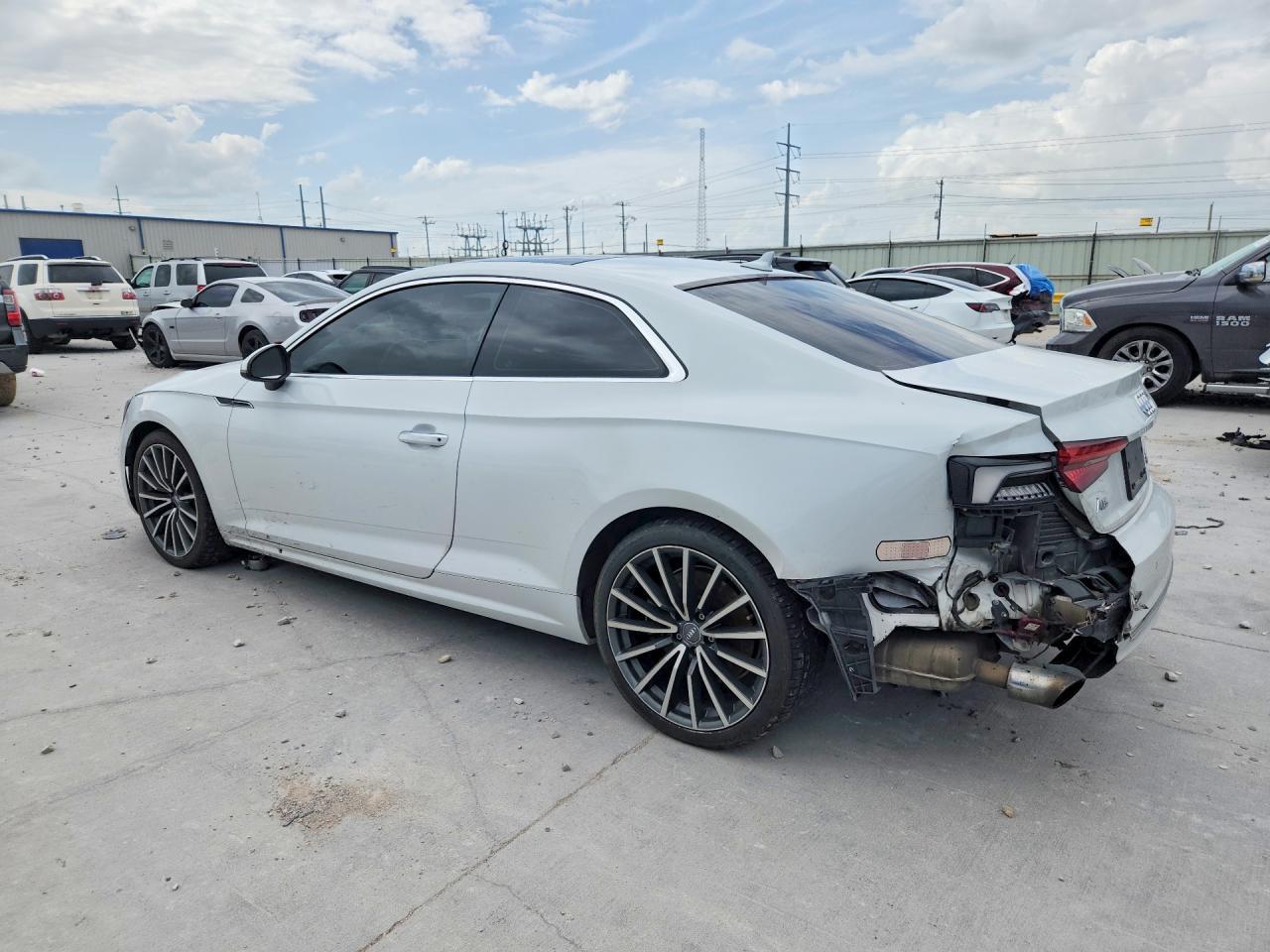 2018 Audi A5 Premium Plus - zdjęcie 2