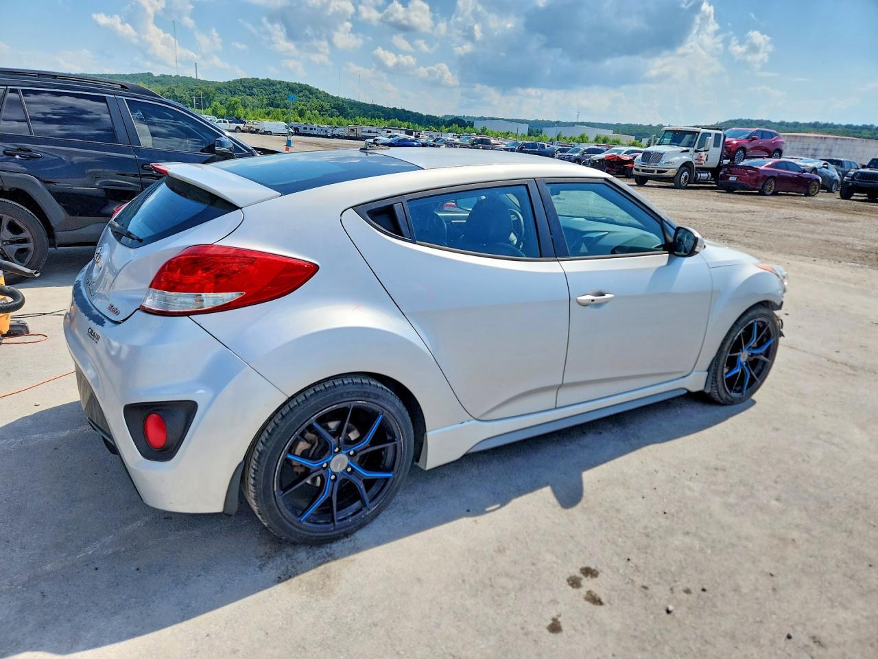 2016 Hyundai Veloster Turbo - zdjęcie 3