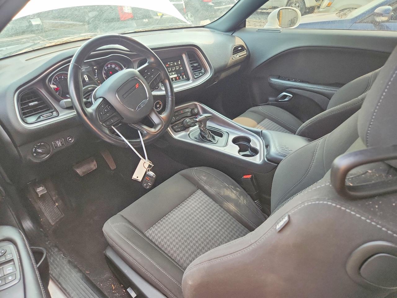 2020 Dodge Challenger Sxt - zdjęcie 8