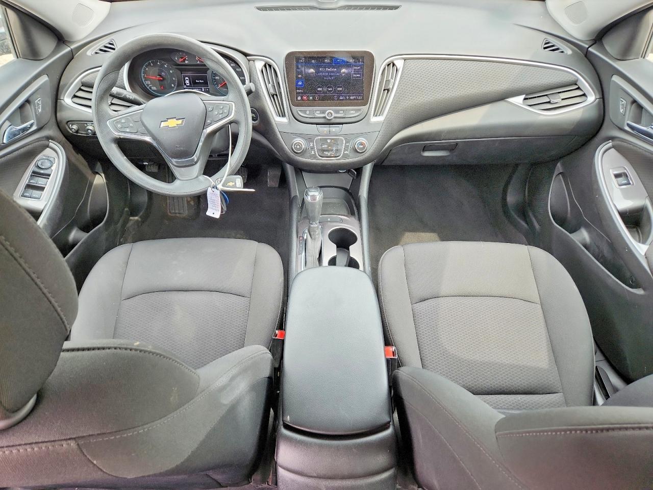 2020 Chevrolet Malibu Ls - zdjęcie 8