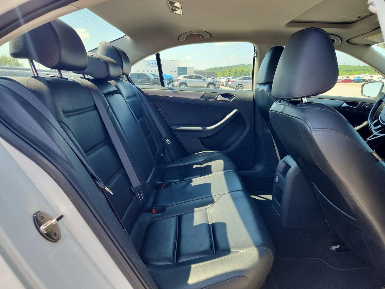 2015 Volkswagen Jetta Tdi - zdjęcie 10