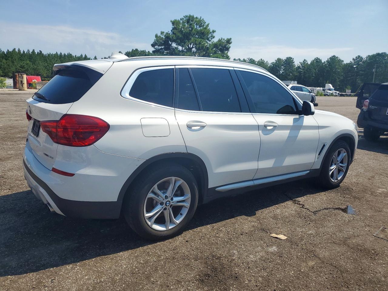2019 BMW X3 Sdrive30I - zdjęcie 3