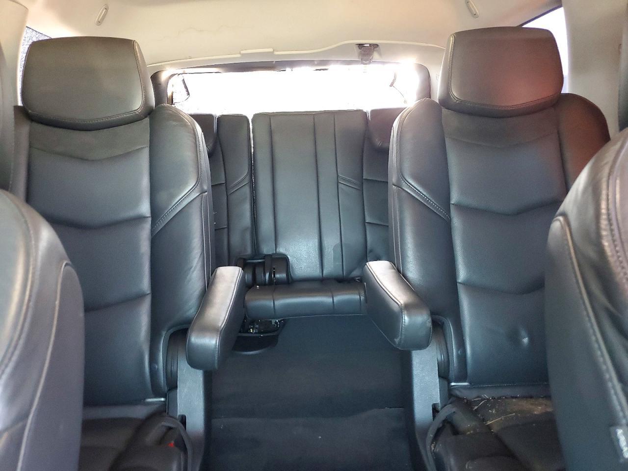 2017 Cadillac Escalade Luxury - zdjęcie 10