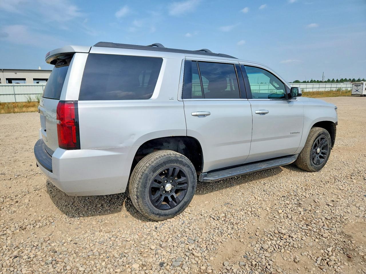 2016 Chevrolet Tahoe K1500 Ls - zdjęcie 3