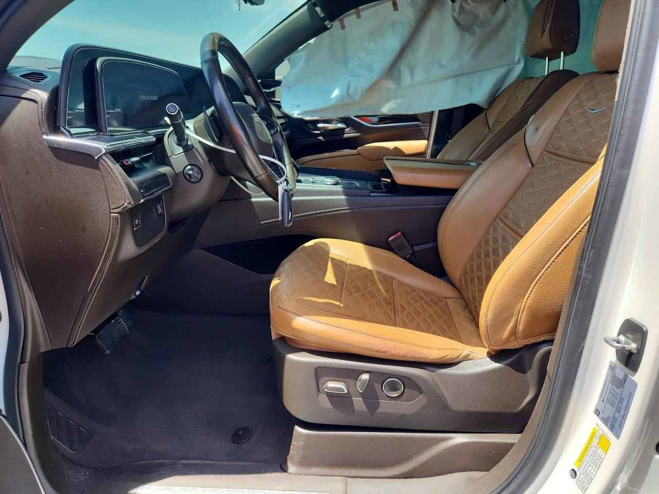 2021 Cadillac Escalade Premium Luxury - zdjęcie 7