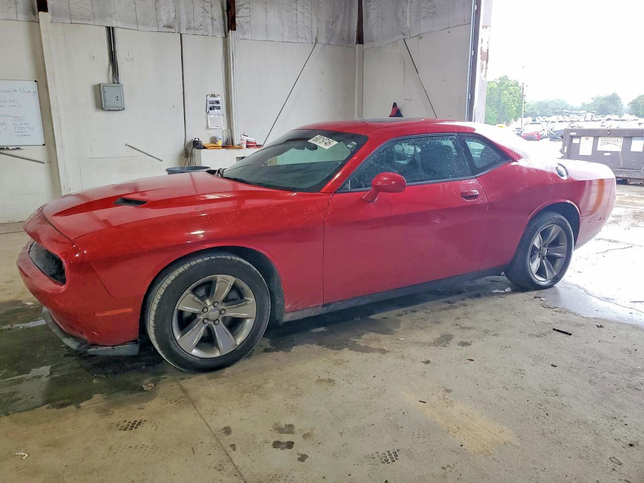 2015 Dodge Challenger Sxt - zdjęcie główne