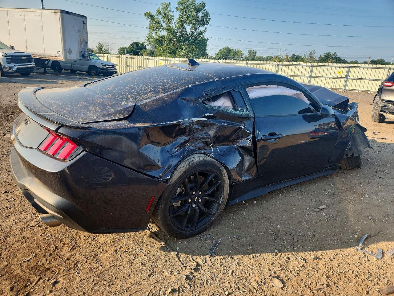 2024 Ford Mustang Gt - zdjęcie 3