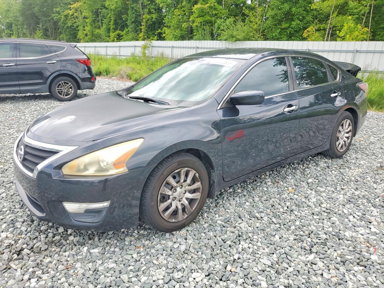 2015 Nissan Altima 2.5 S - zdjęcie główne