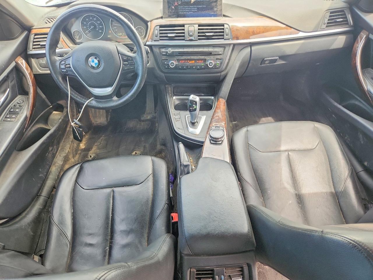 2015 BMW Seria 3 328i - zdjęcie 8