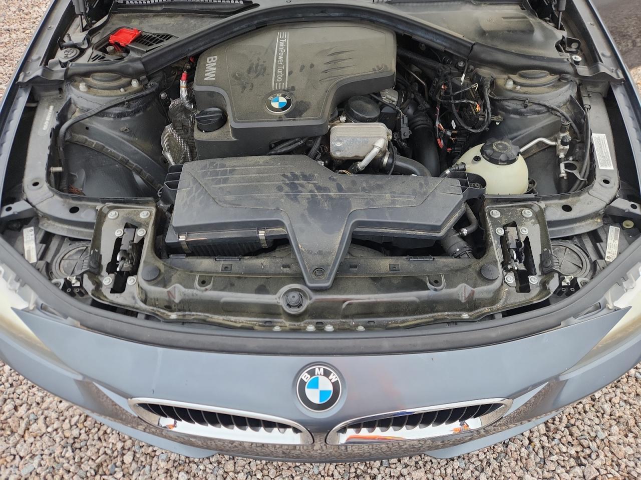 2013 BMW 320 I - zdjęcie 11