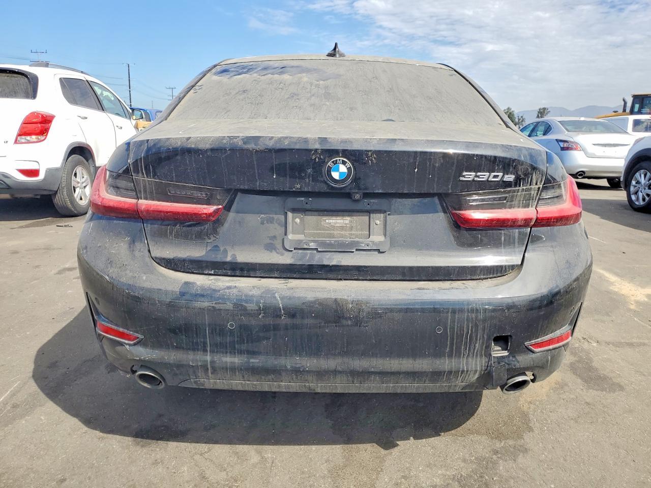 2021 BMW 330E - zdjęcie 6