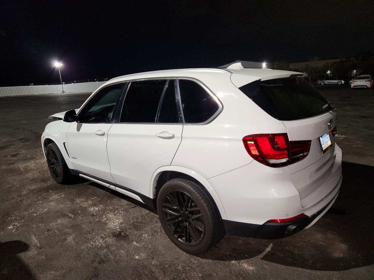 2015 BMW X5 xDrive35D - zdjęcie 2