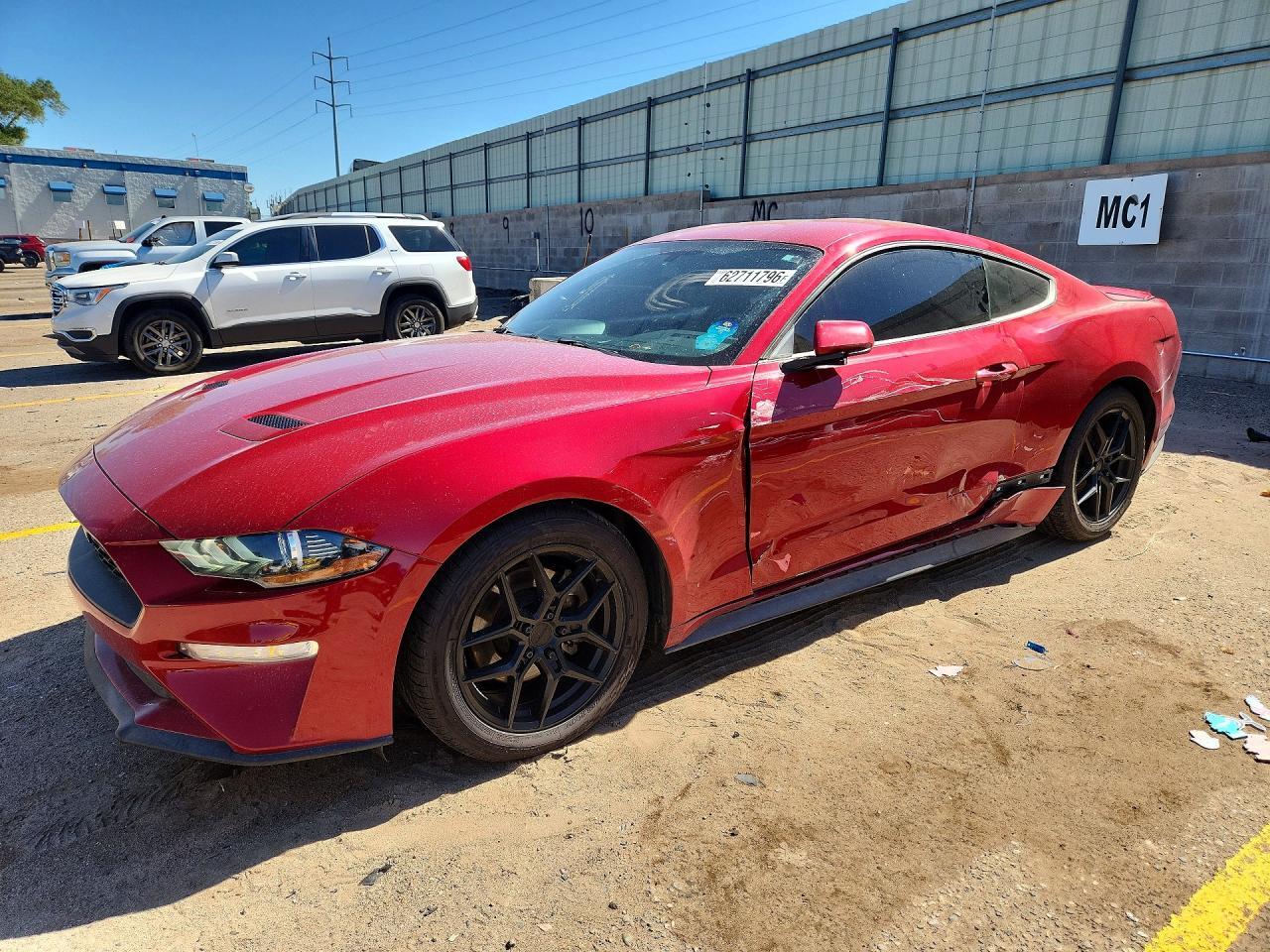2020 Ford Mustang - zdjęcie główne