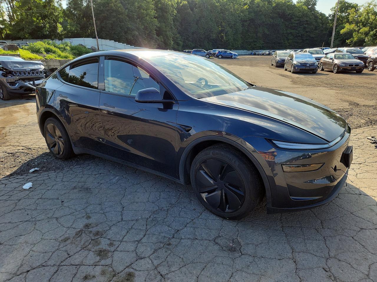 2026 Tesla Model Y - zdjęcie 4