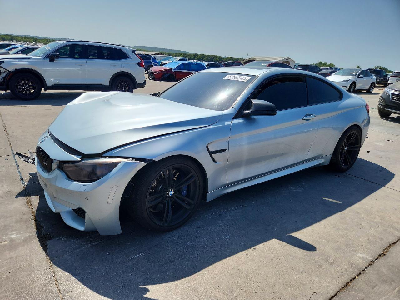 2015 BMW M4 - zdjęcie główne