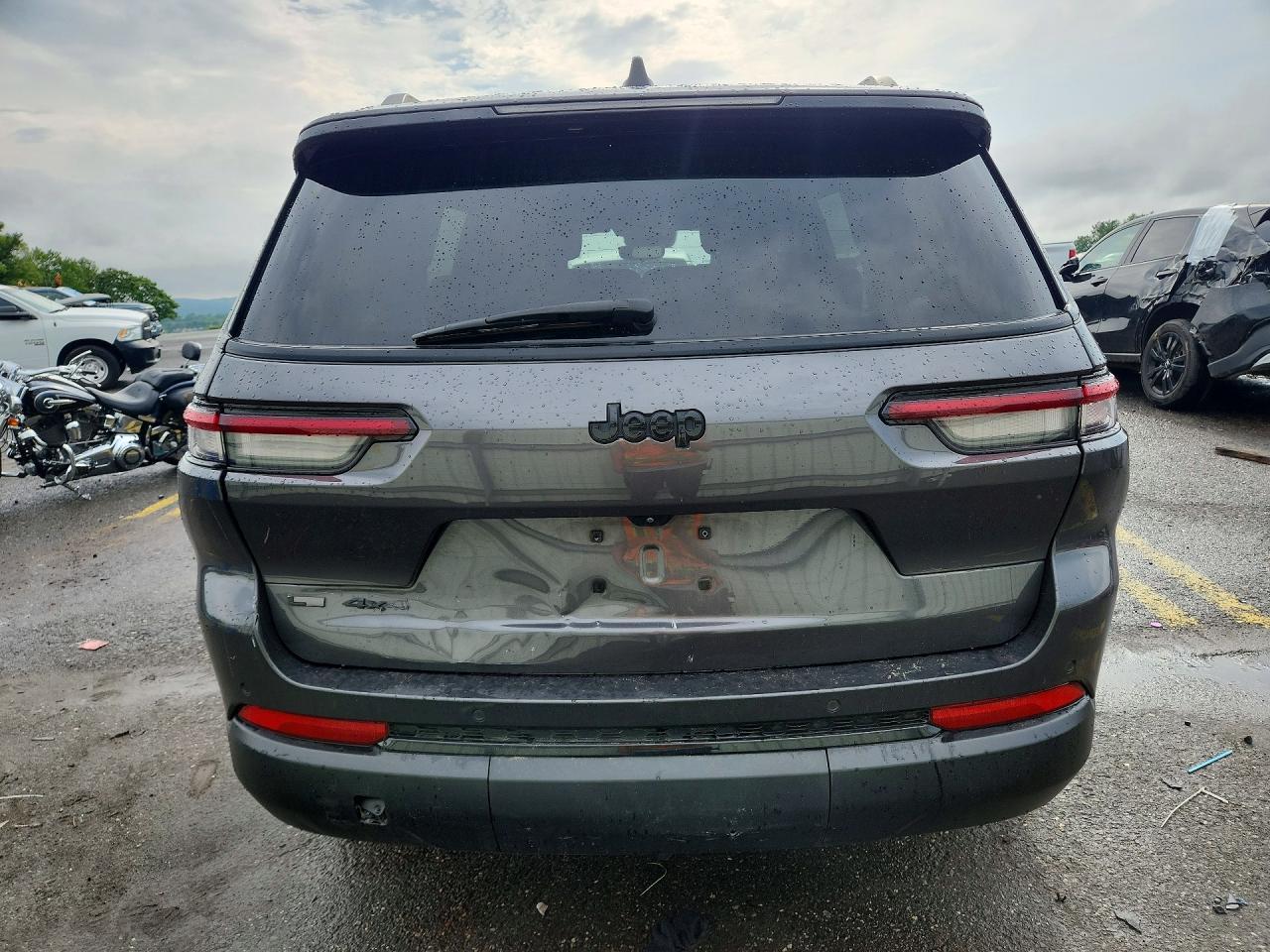 2022 Jeep Grand Cherokee L Laredo - zdjęcie 6