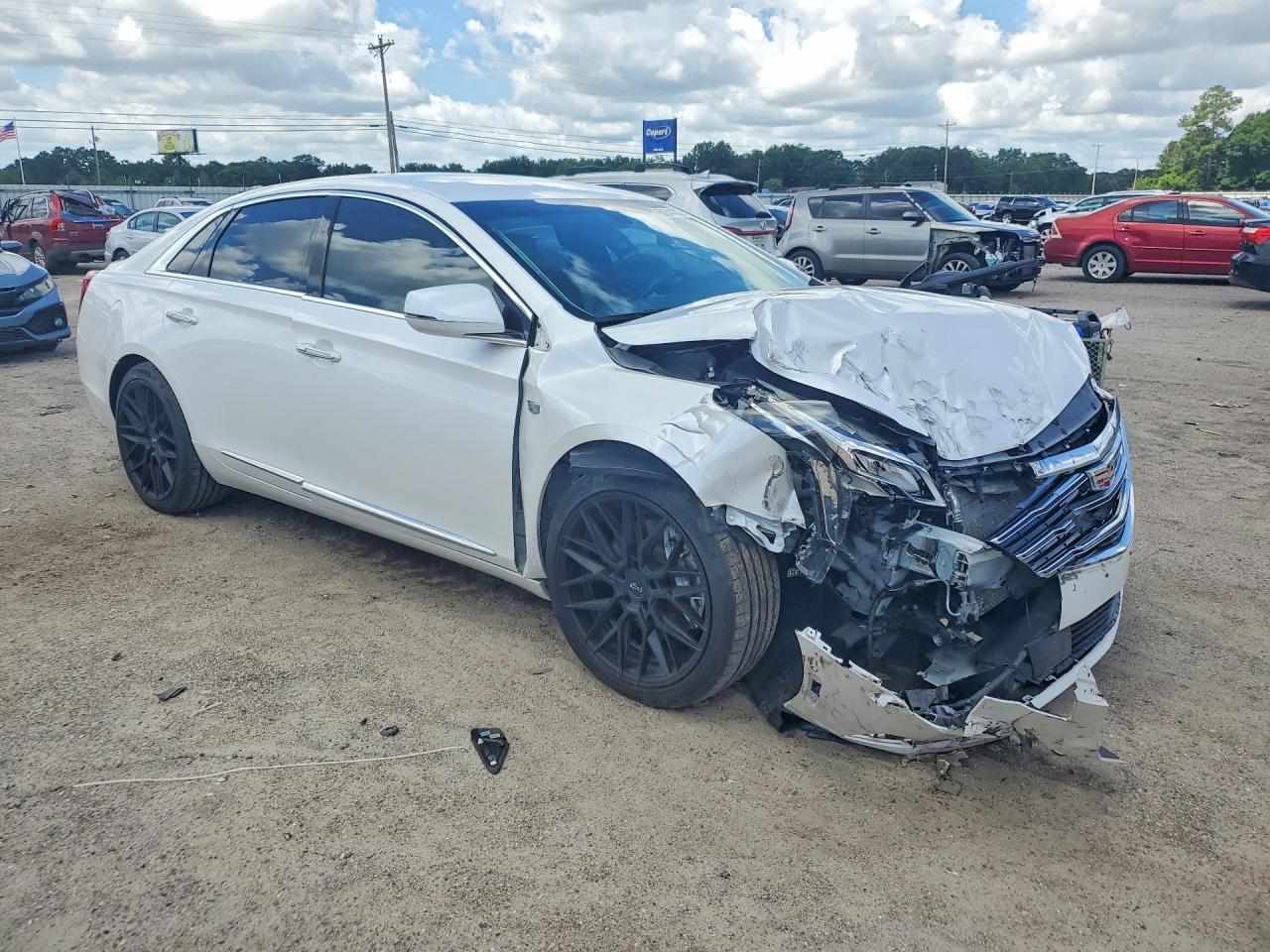 2018 Cadillac Xts Luxury - zdjęcie 4