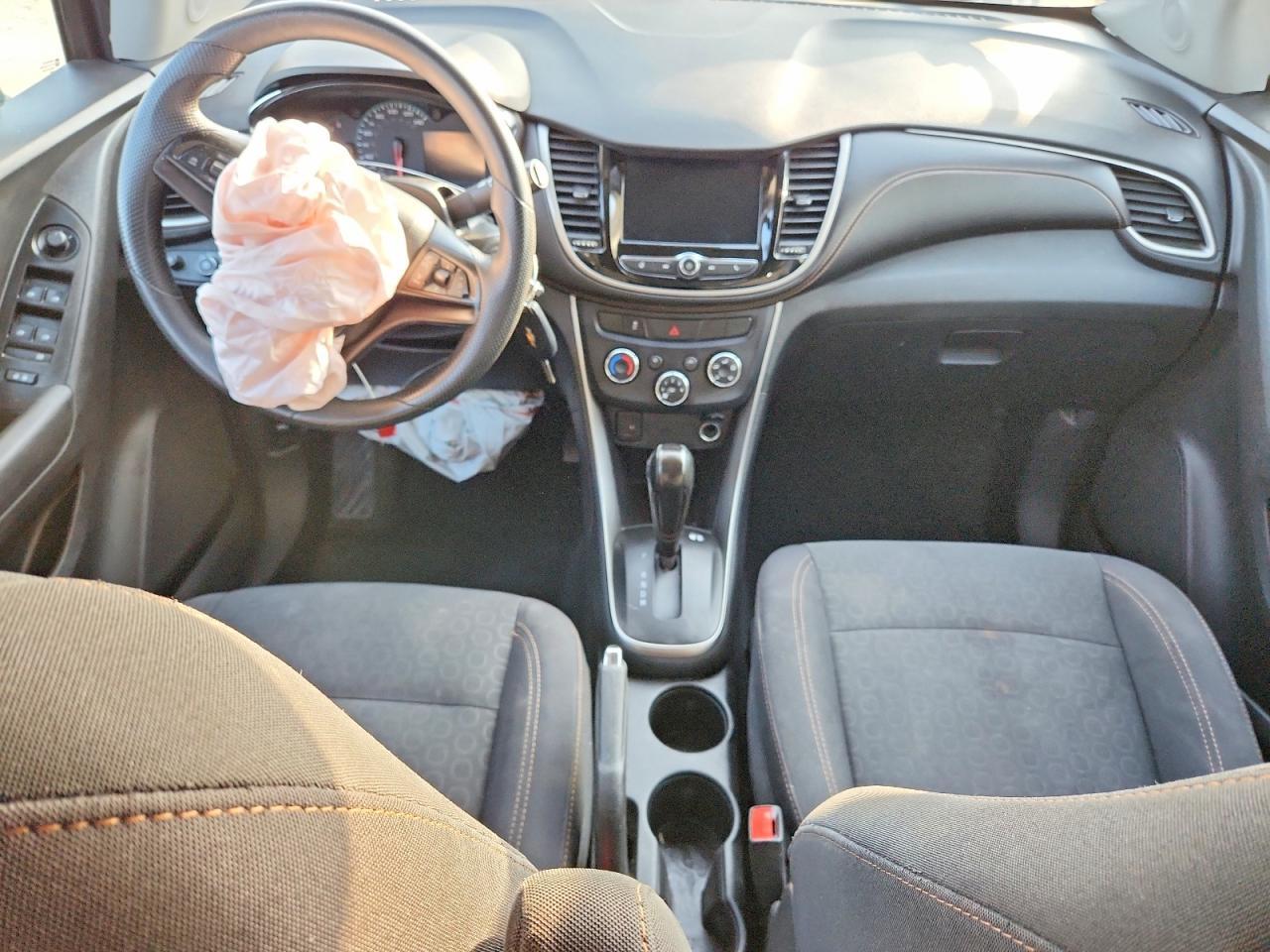 2020 Chevrolet Trax Ls - zdjęcie 8