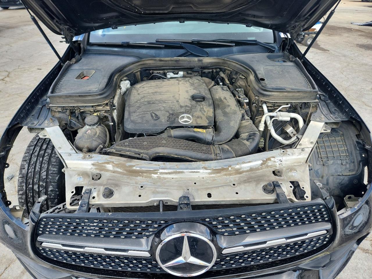 2021 Mercedes-Benz Glc 300 - zdjęcie 12