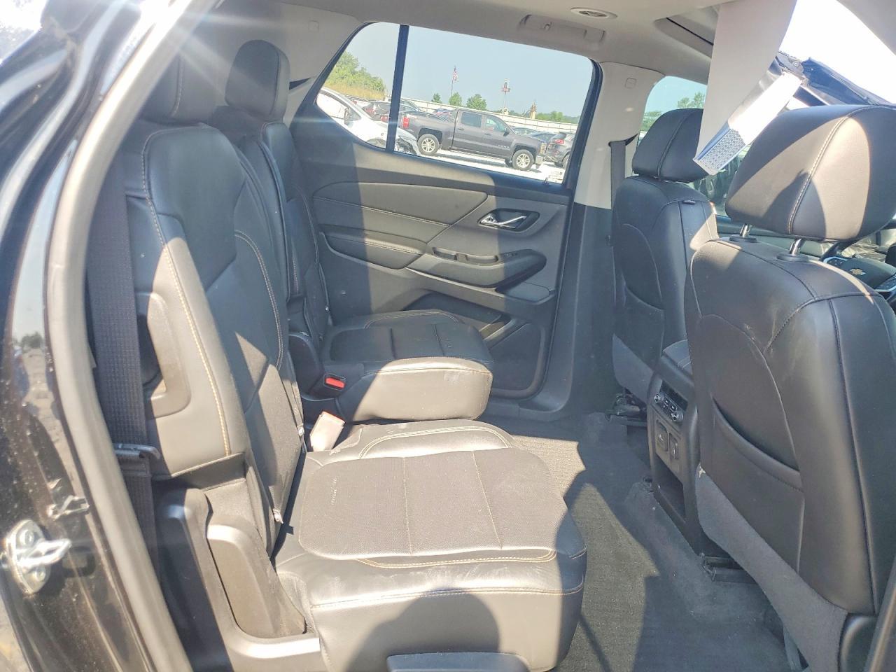 2019 Chevrolet Traverse Premier - zdjęcie 11