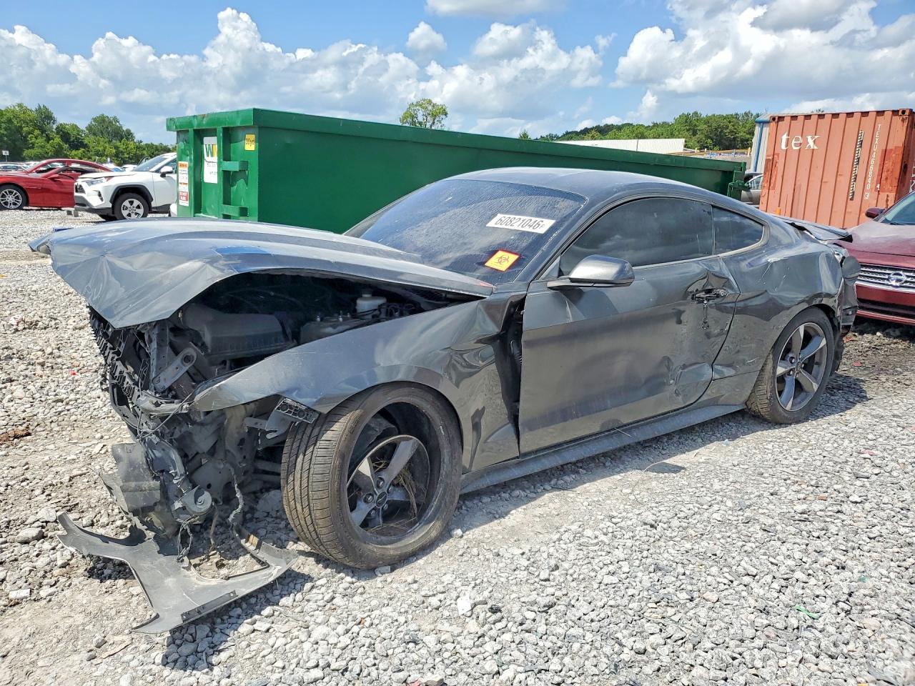 2016 Ford Mustang - zdjęcie główne