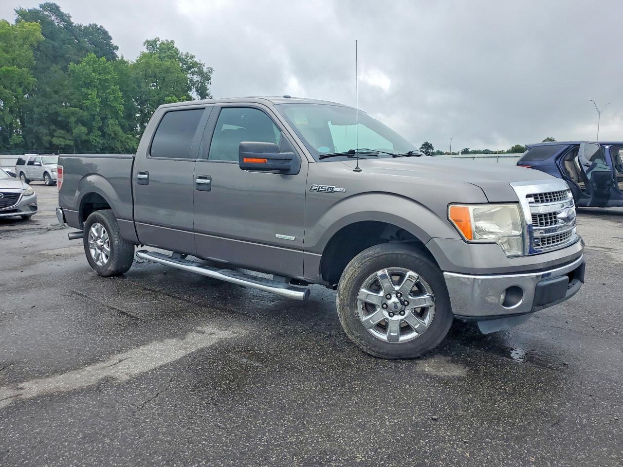 2013 Ford F150 Supercrew - zdjęcie 4