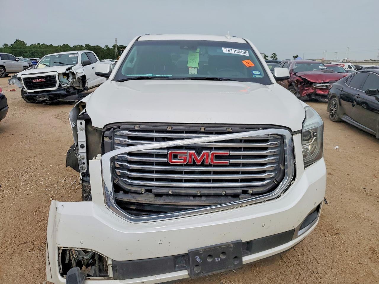 2019 GMC Yukon Slt - zdjęcie 5