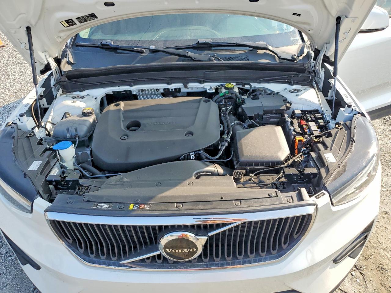 2023 Volvo Xc40 Core - zdjęcie 12