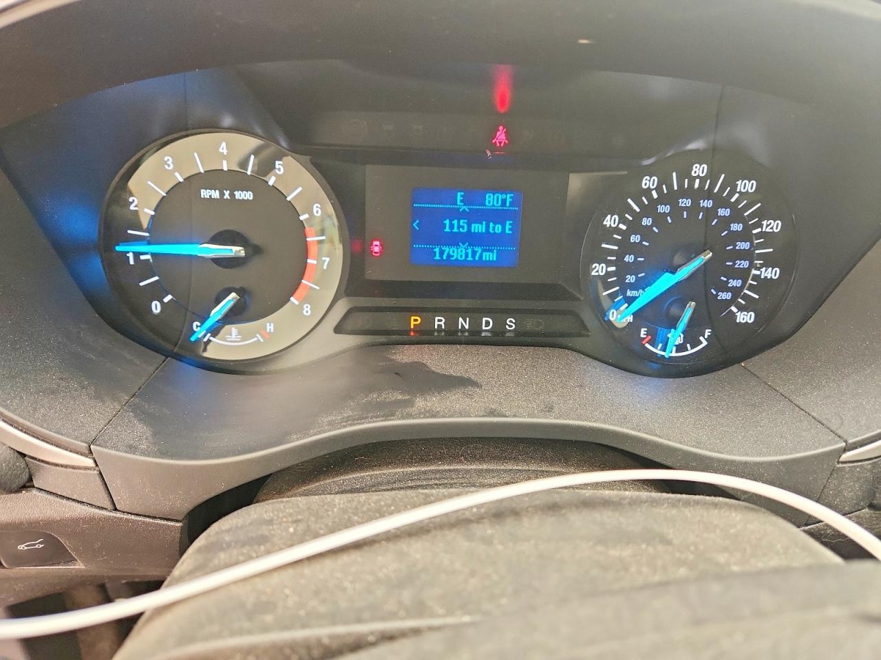2015 Ford Fusion S - zdjęcie 9