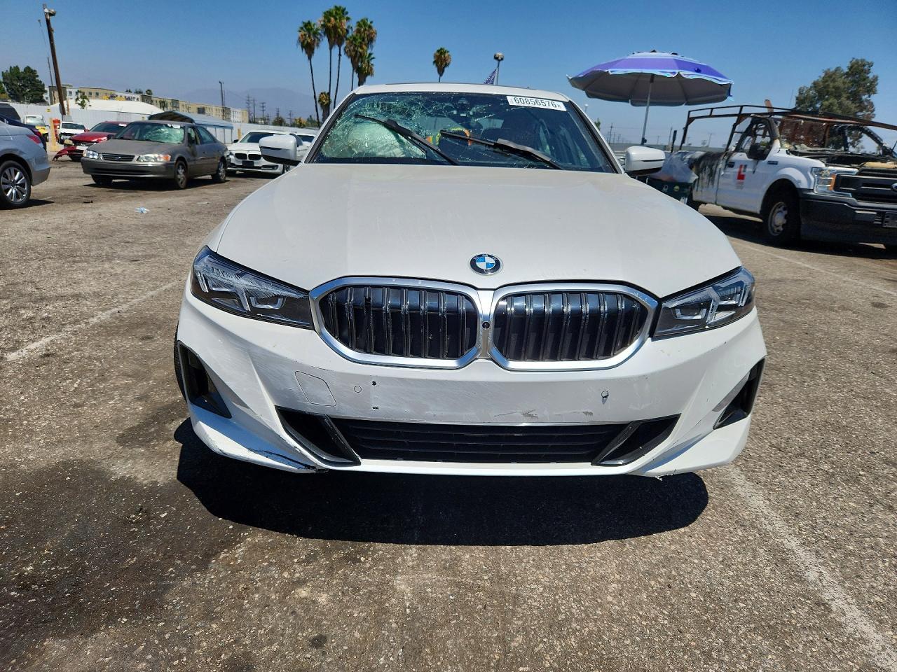 2024 BMW 330I - zdjęcie 5