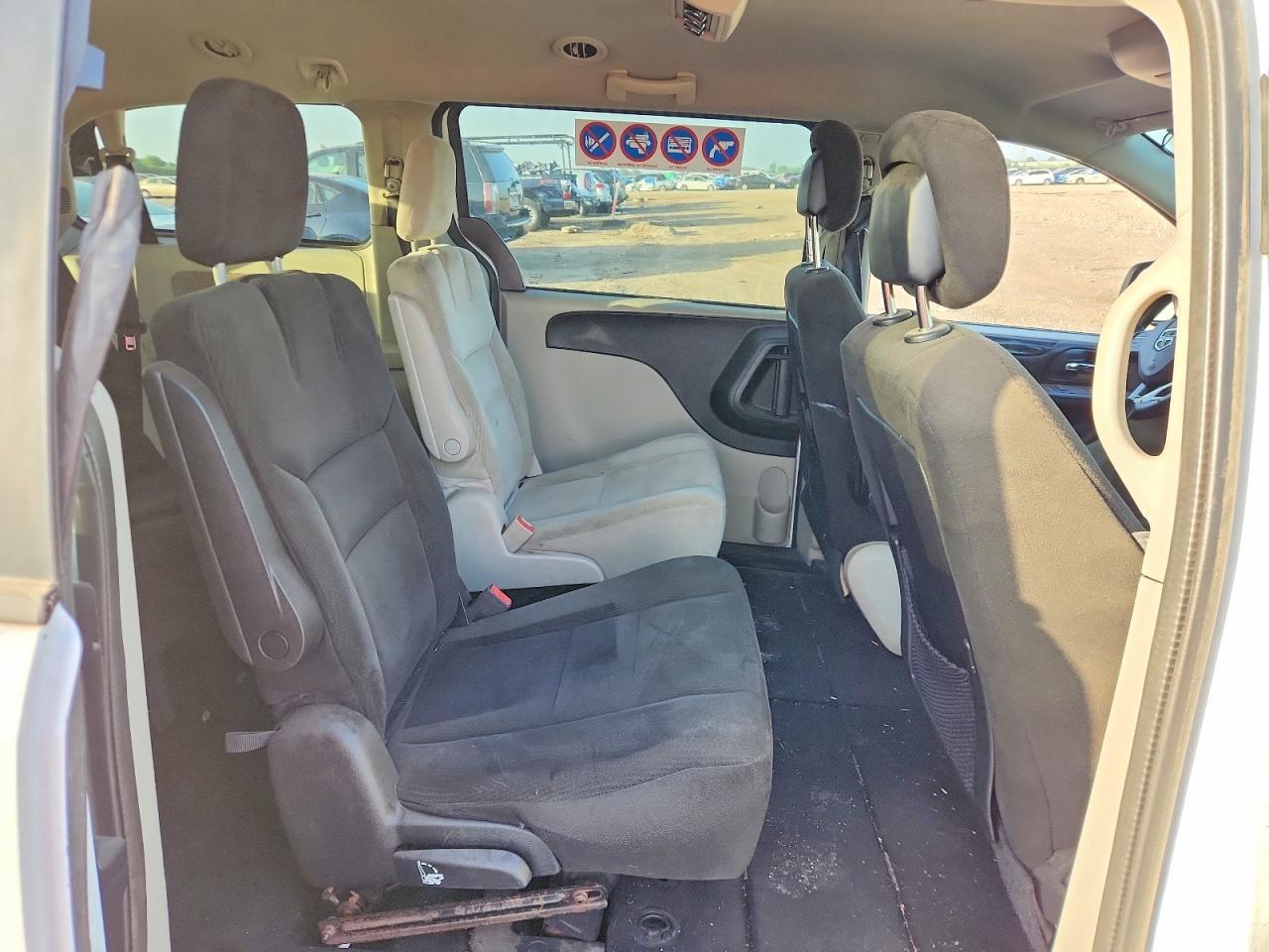 2016 Dodge Grand Caravan Se - zdjęcie 10
