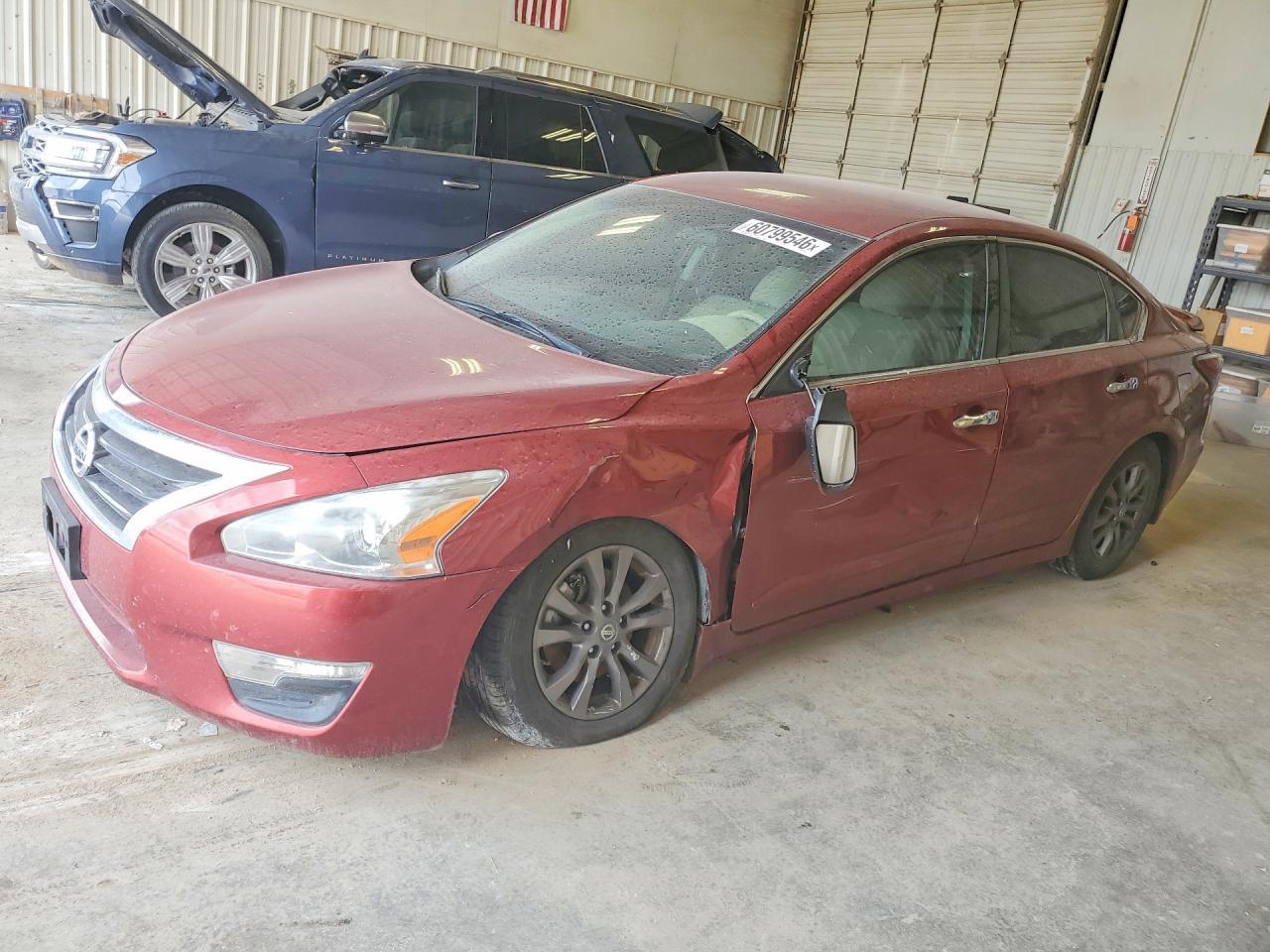 2015 Nissan Altima 2.5 S - zdjęcie główne