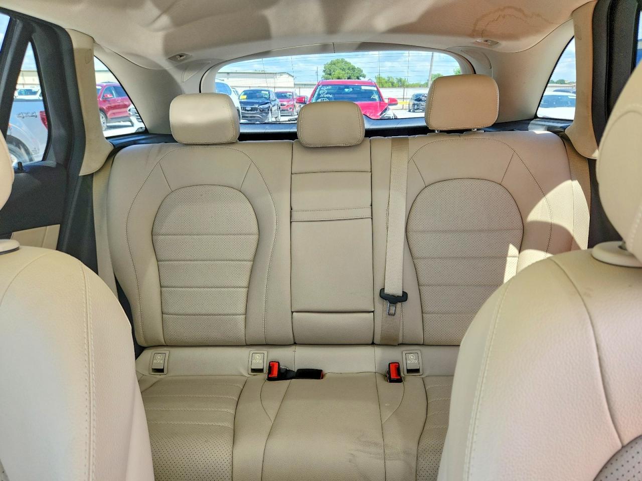 2016 Mercedes-Benz Glc 300 - zdjęcie 10