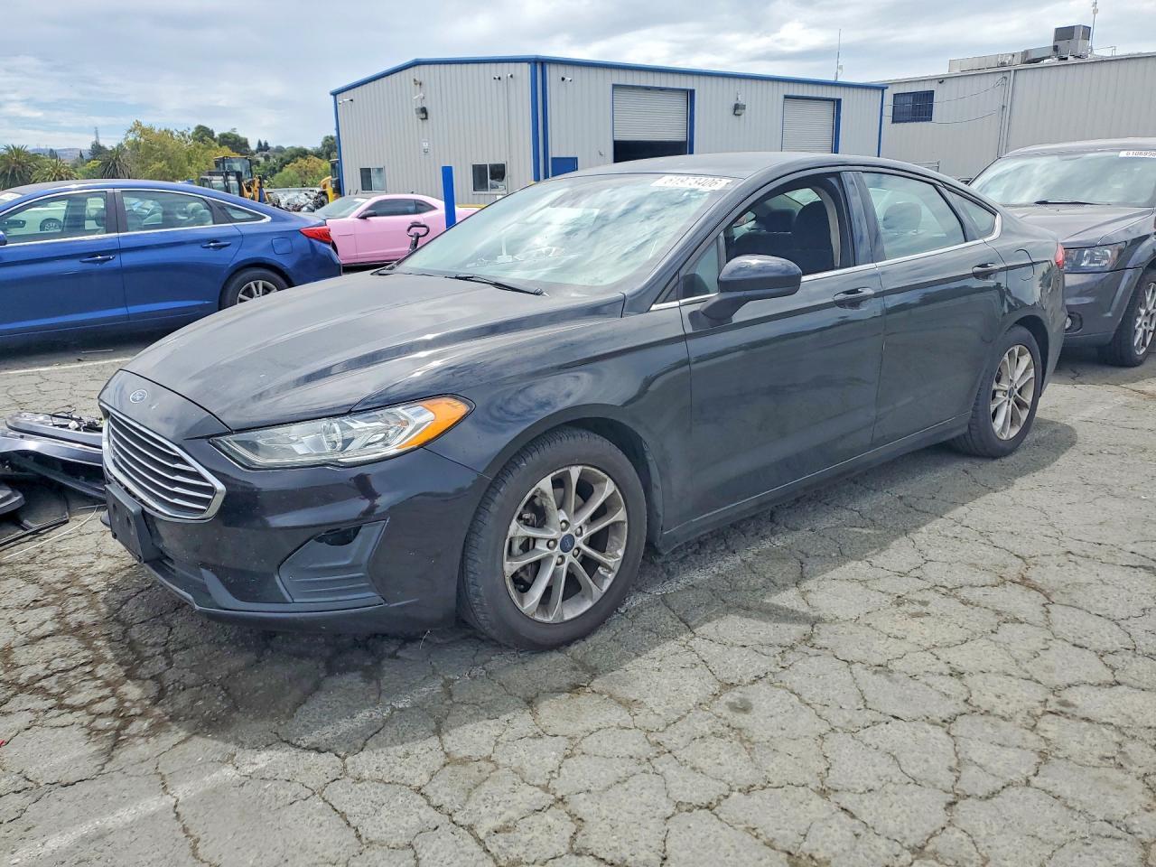 2019 Ford Fusion Se - zdjęcie główne
