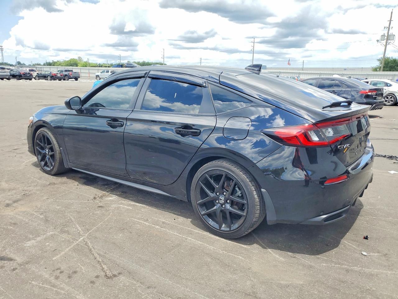 2024 Honda Civic Sport - zdjęcie 2