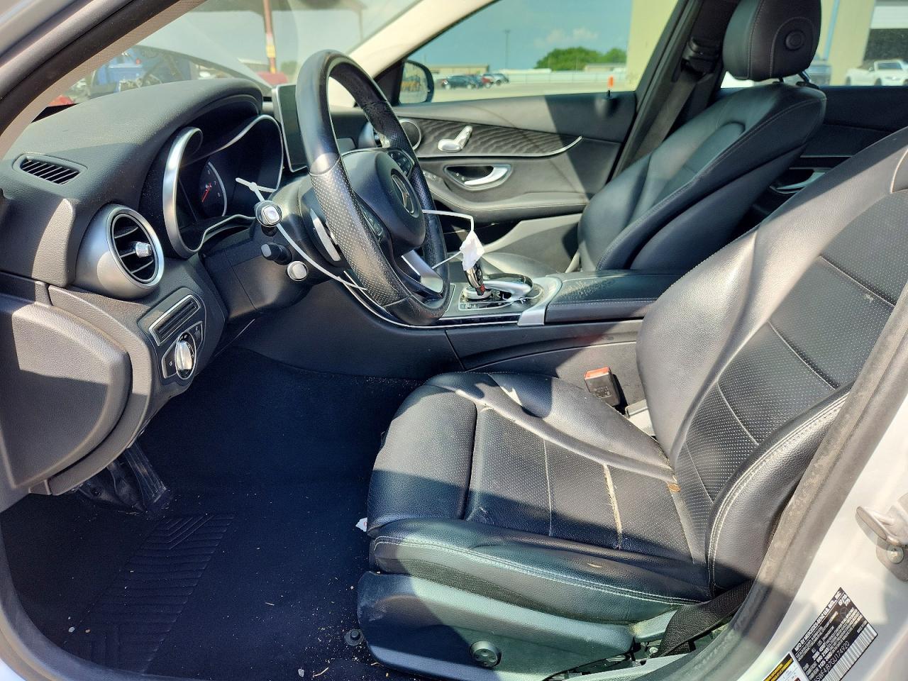 2016 Mercedes-Benz C 300 - zdjęcie 7