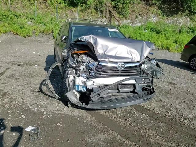 2016 Toyota Highlander Xle - zdjęcie 14