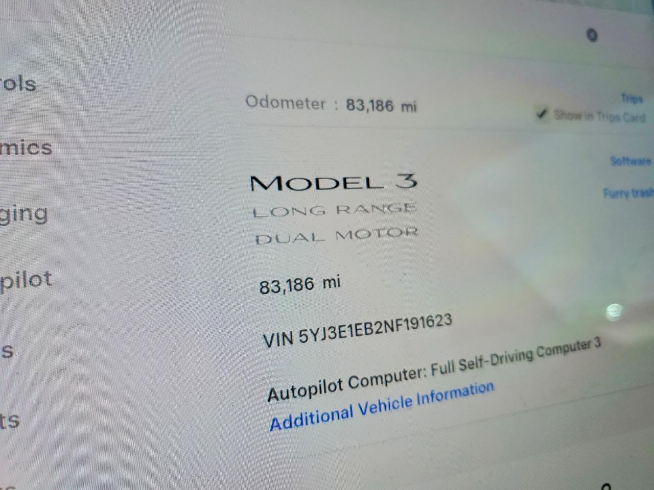 2022 Tesla Model 3 - zdjęcie 9