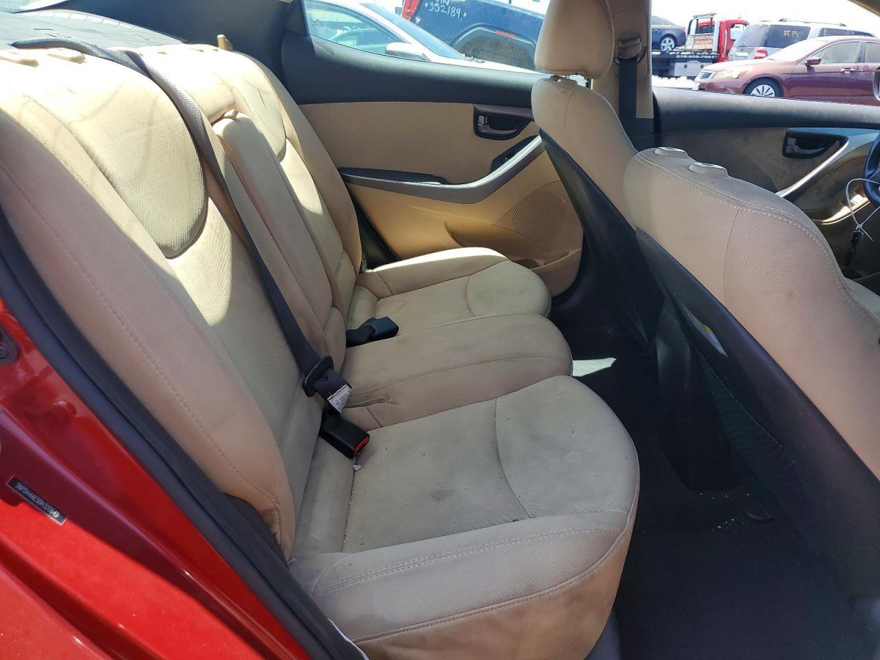 2013 Hyundai Elantra Gls - zdjęcie 10