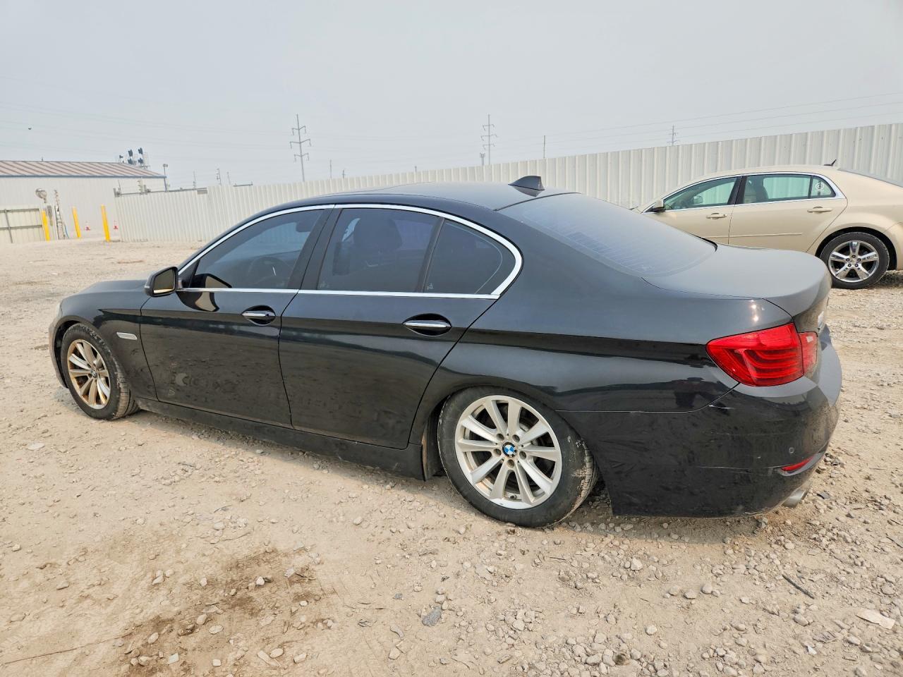 2015 BMW Seria 5 528i - zdjęcie 2