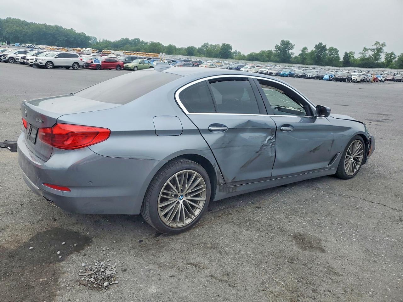 2017 BMW 540 Xi - zdjęcie 3