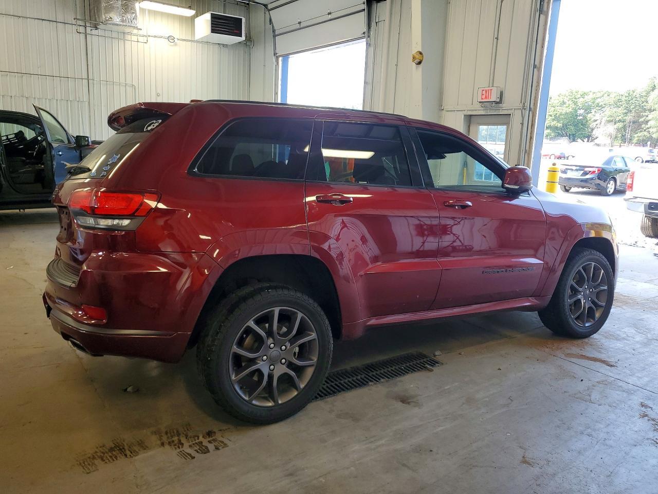 2021 Jeep Grand Cherokee Overland - zdjęcie 3