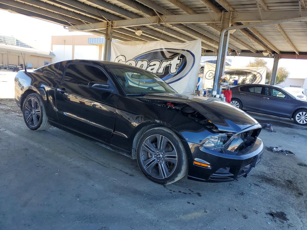 2014 Ford Mustang - zdjęcie 4