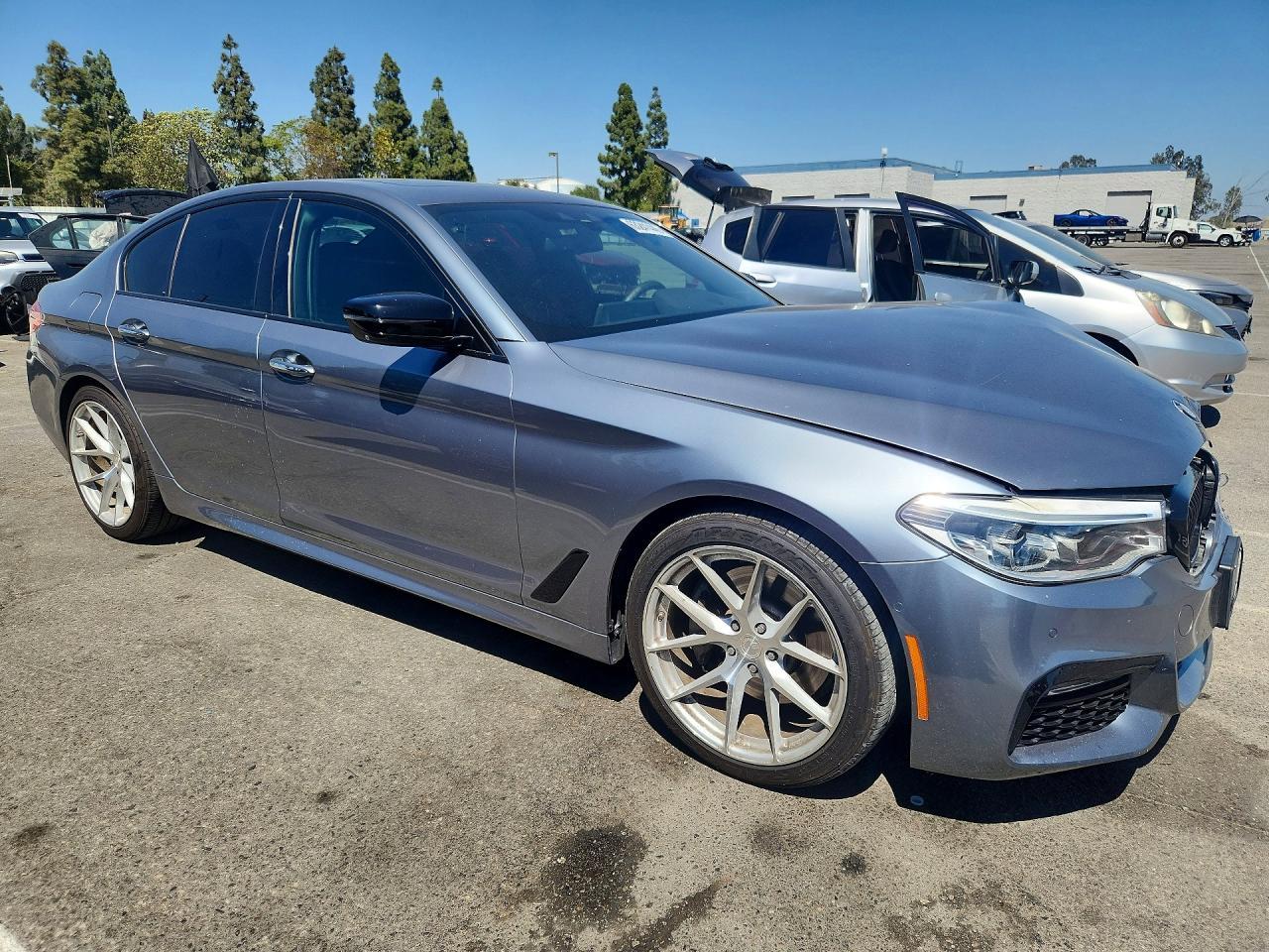 2017 BMW 540 I - zdjęcie 4