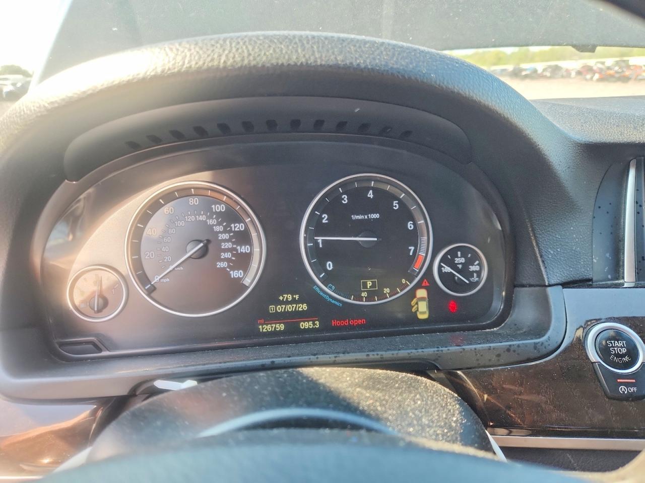 2015 BMW Seria 5 528i - zdjęcie 9