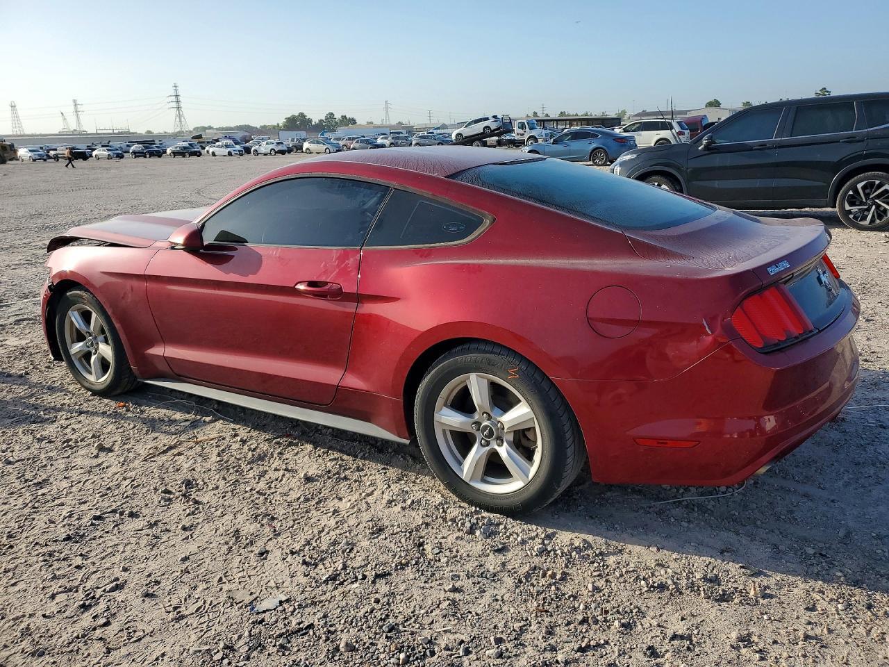 2017 Ford Mustang - zdjęcie 2